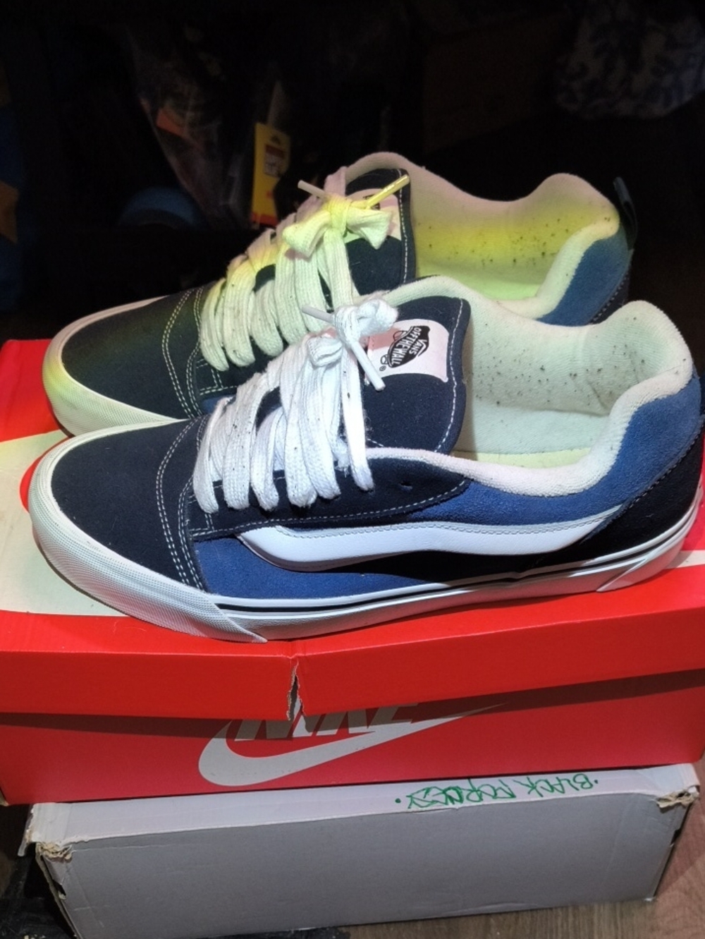 Vans Knu Skool Low Top in Navy and Blue with White Stripe Mens Size 11.5